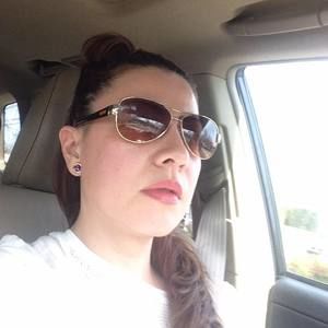 Meet your Posher, Sandra